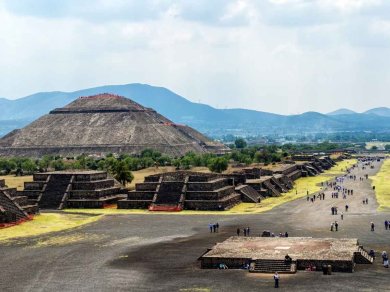 piramidy  TEOTIHUACAN zwiedzanie